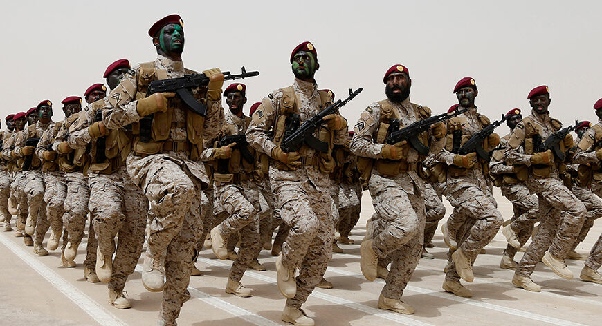 saudi-soldiers-march-during-abdullahs-sword-military-drill-in-hafar-al-batin-near-the-border-with-kuwait
