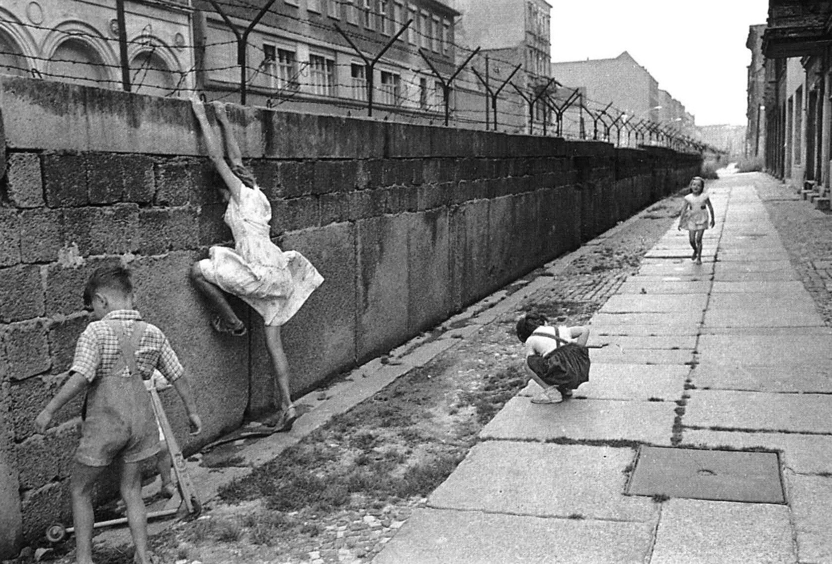 dividing_wall_1-7422893