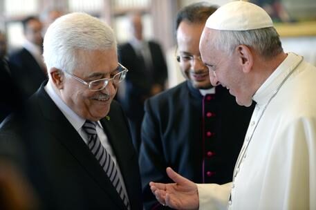 ansa-abu-mazen-dal-papa-spero-di-firmare-la-pace-con-israele