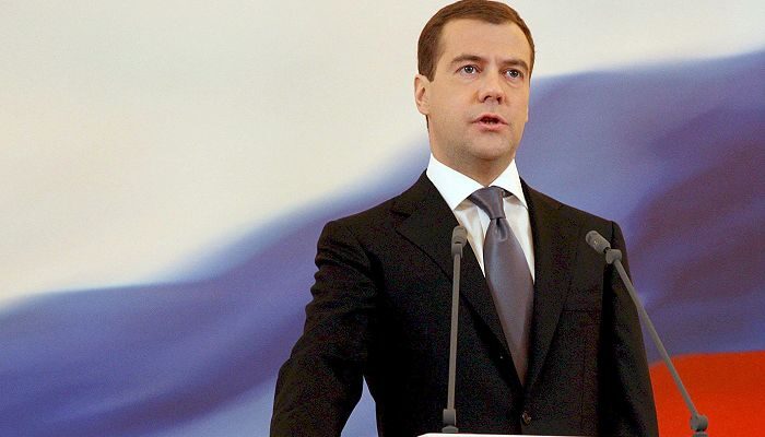 dmitri-medvedev-2312838