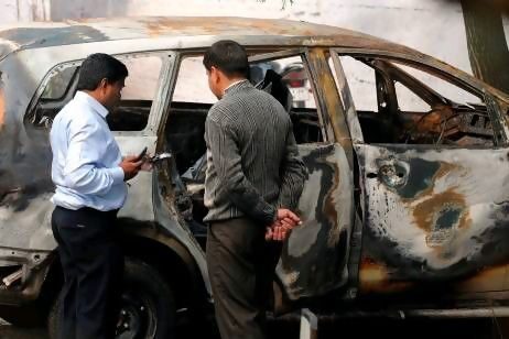 magnetic_bomb_delhi-4050714